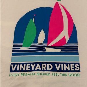 Women’s Vineyard Vines White Tee Regatta Size Mesium